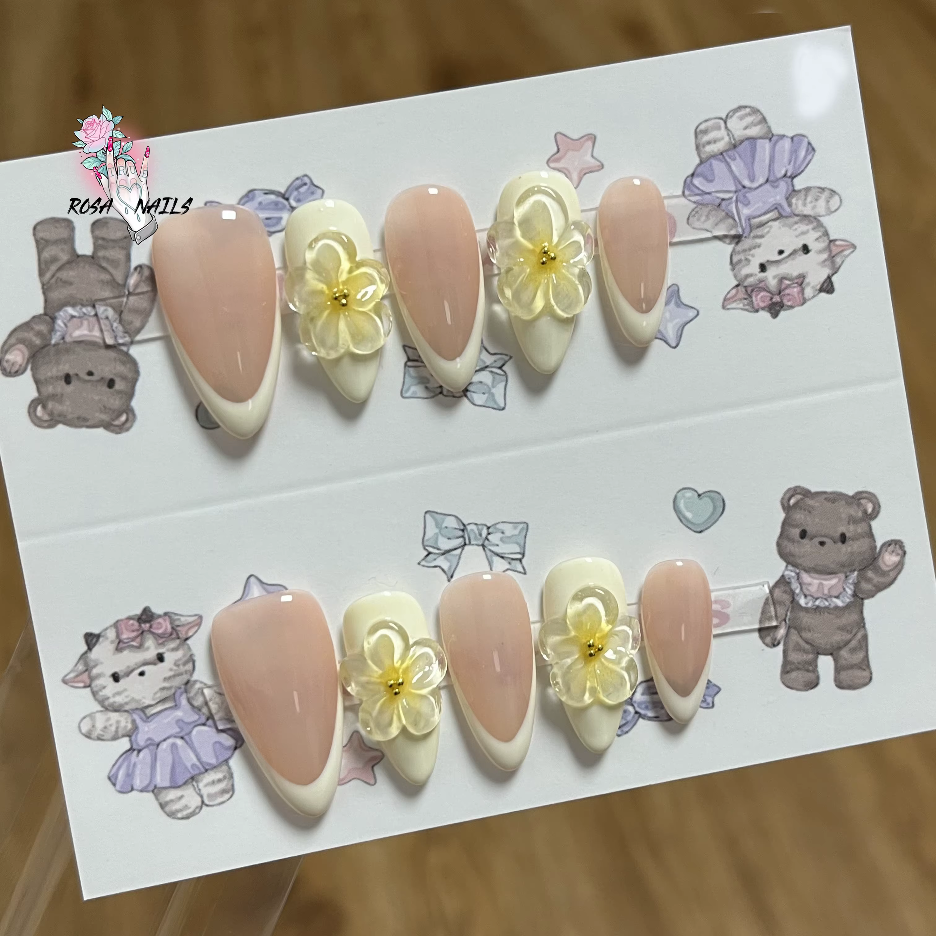 Faux ongles 3D en acrylique faits à la main