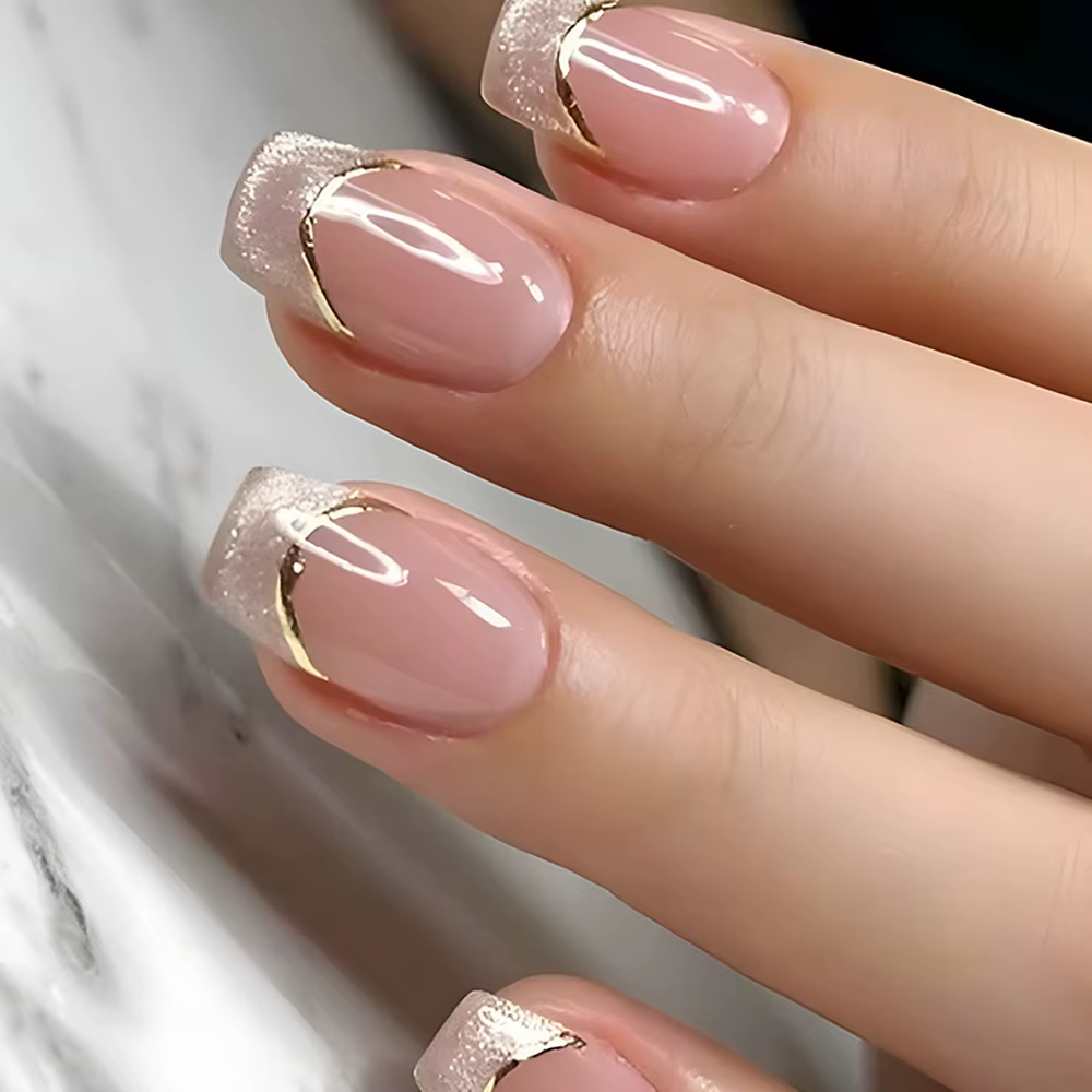 Faux ongles mi-longs pour femmes
