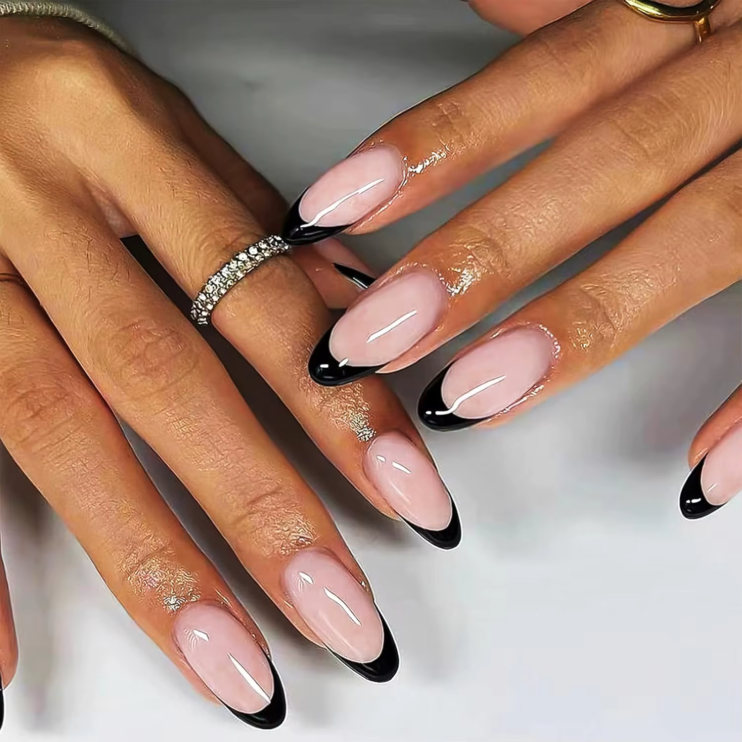 120 faux ongles noirs français