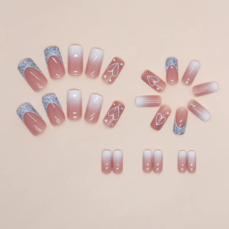 24 morceaux d'ongles longs et nus doux (forme carrée)