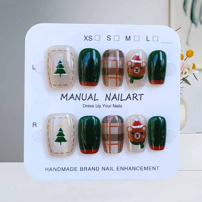 10 pièces noël demi à la main presse sur ongles douce fille arbre