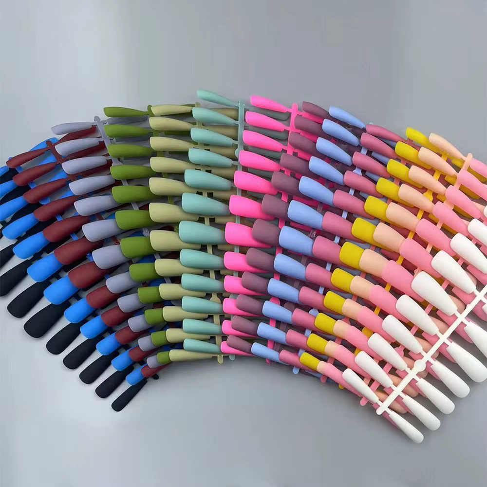 Faux ongles longs ballerine pour manucure