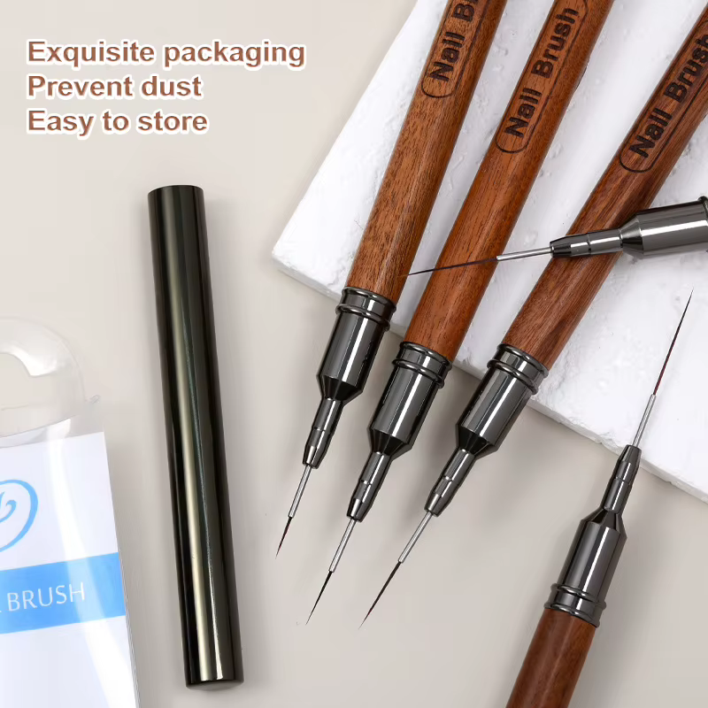 Brosse fine pour revêtement d'ongles