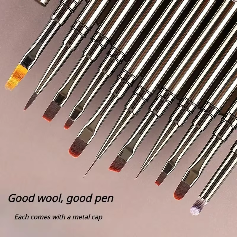 Pinceaux pour revêtement d'ongles