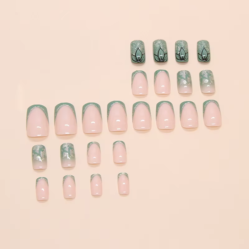 Faux ongles courts et moyens pour femmes et filles