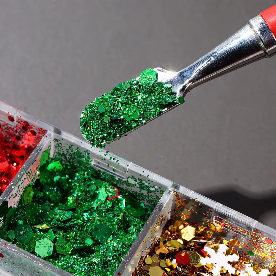 Flocons de paillettes laser irisées pour ongles