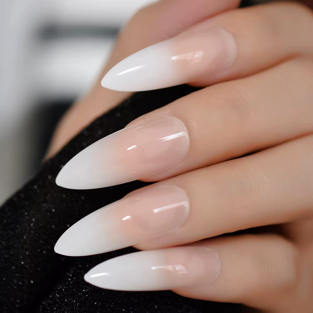 Ongles français extra longs effet ombré