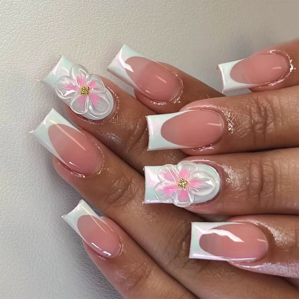 24 pièces français bleu faux ongles Art avec mode fleur Design court carré