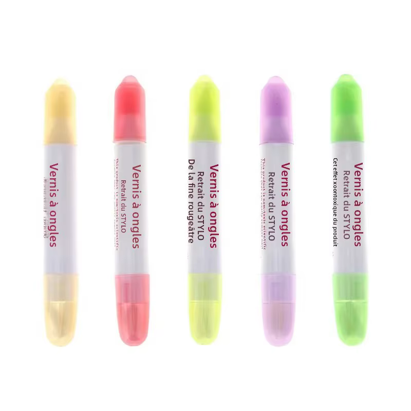 Stylo dissolvant de vernis à ongles