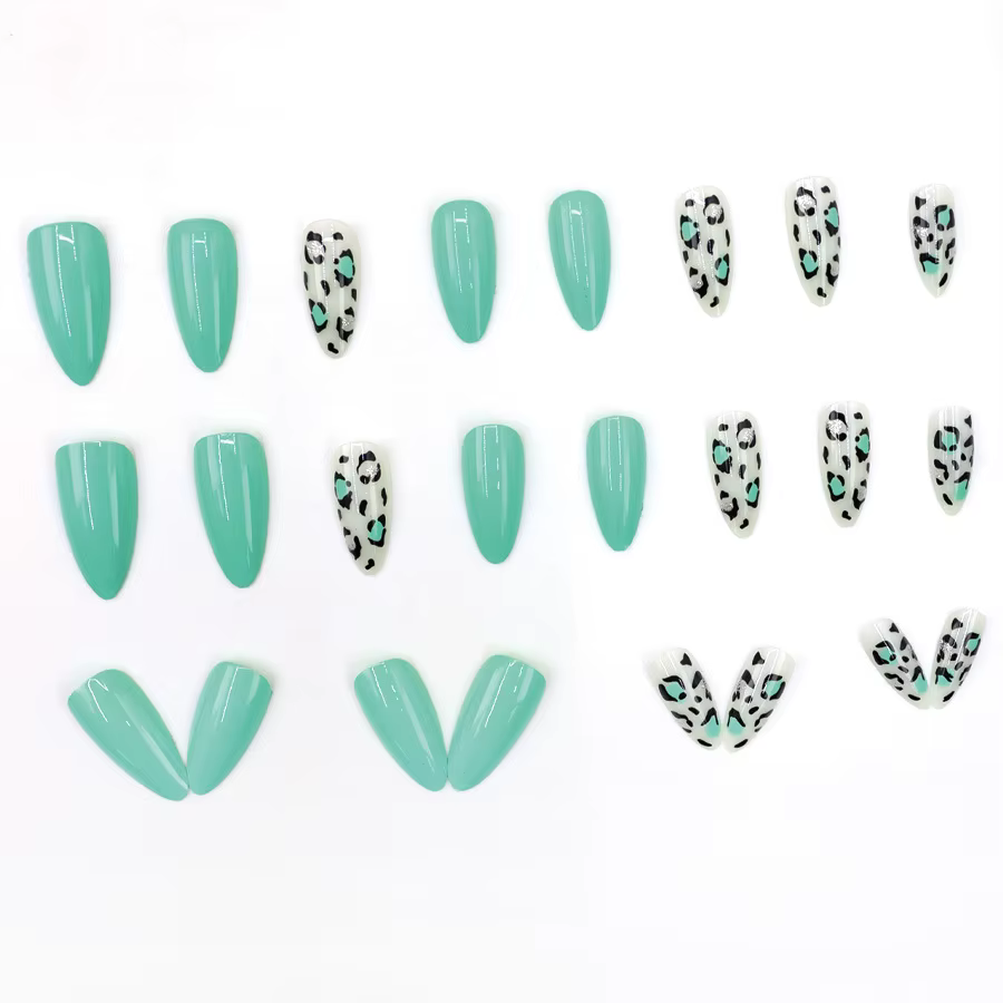 Faux ongles moyens pour femmes et filles
