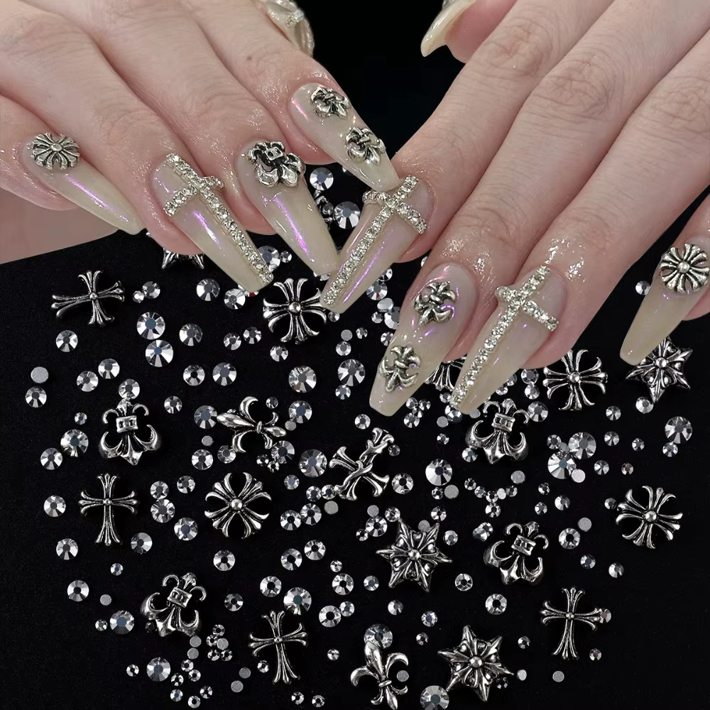 Breloques pour ongles en alliage gothique