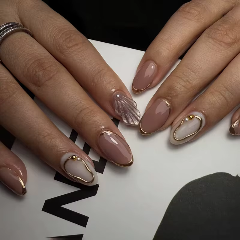 Faux ongles français à pression en forme d'amande