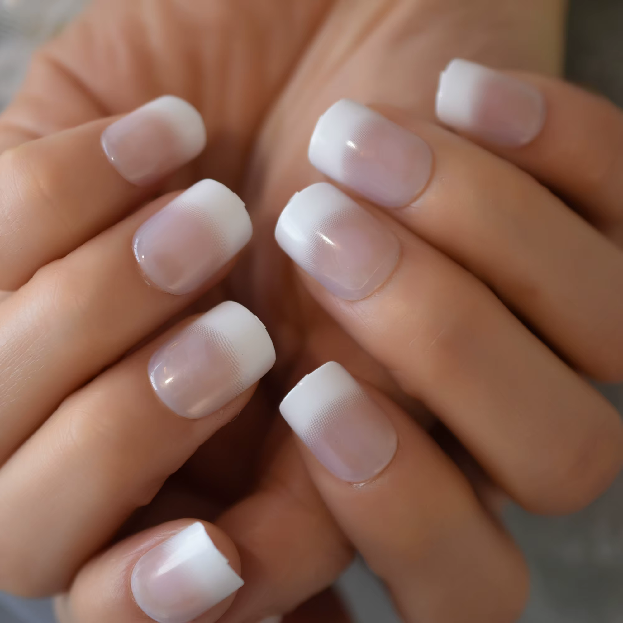 Fench manucure 24 pièces presse sur les pointes des ongles