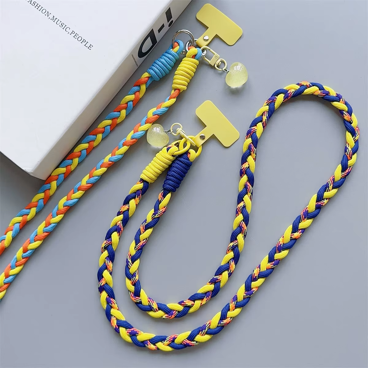 Dessin animé créatif téléphone portable lanière universelle bandoulière longue corde lanière corde dessin animé pendentif décoratif accessoires