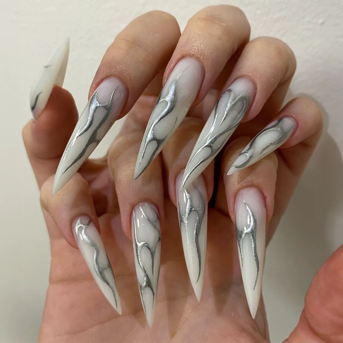 Faux Ongles Longs en Forme d'Amande pour Halloween