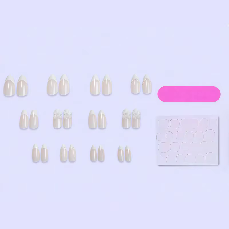 24 faux ongles en forme d'amande