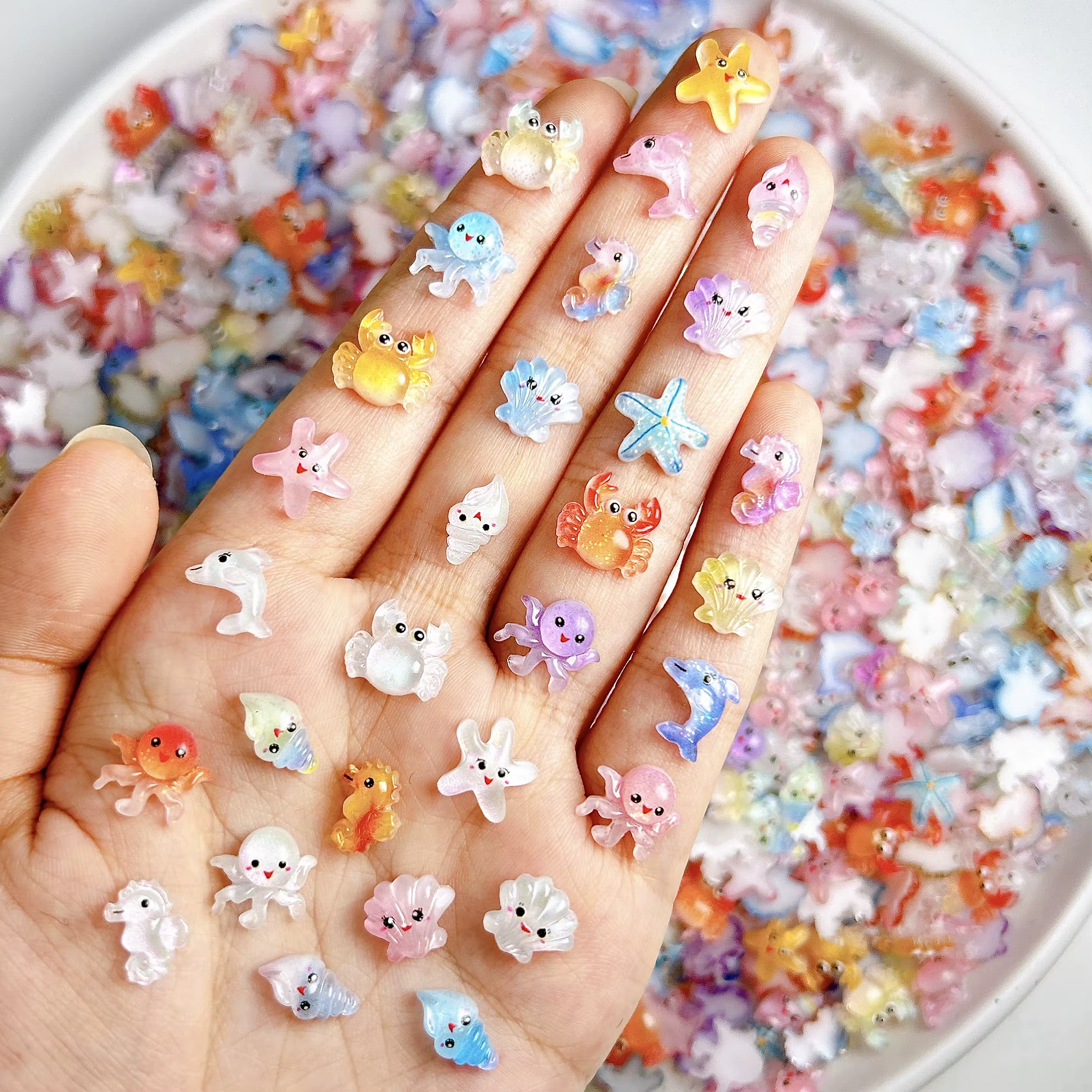 30 pièces Style Multiple mignon poulpe conque résine Nail Art décorations dessin animé lumineux grand oeil Seastar