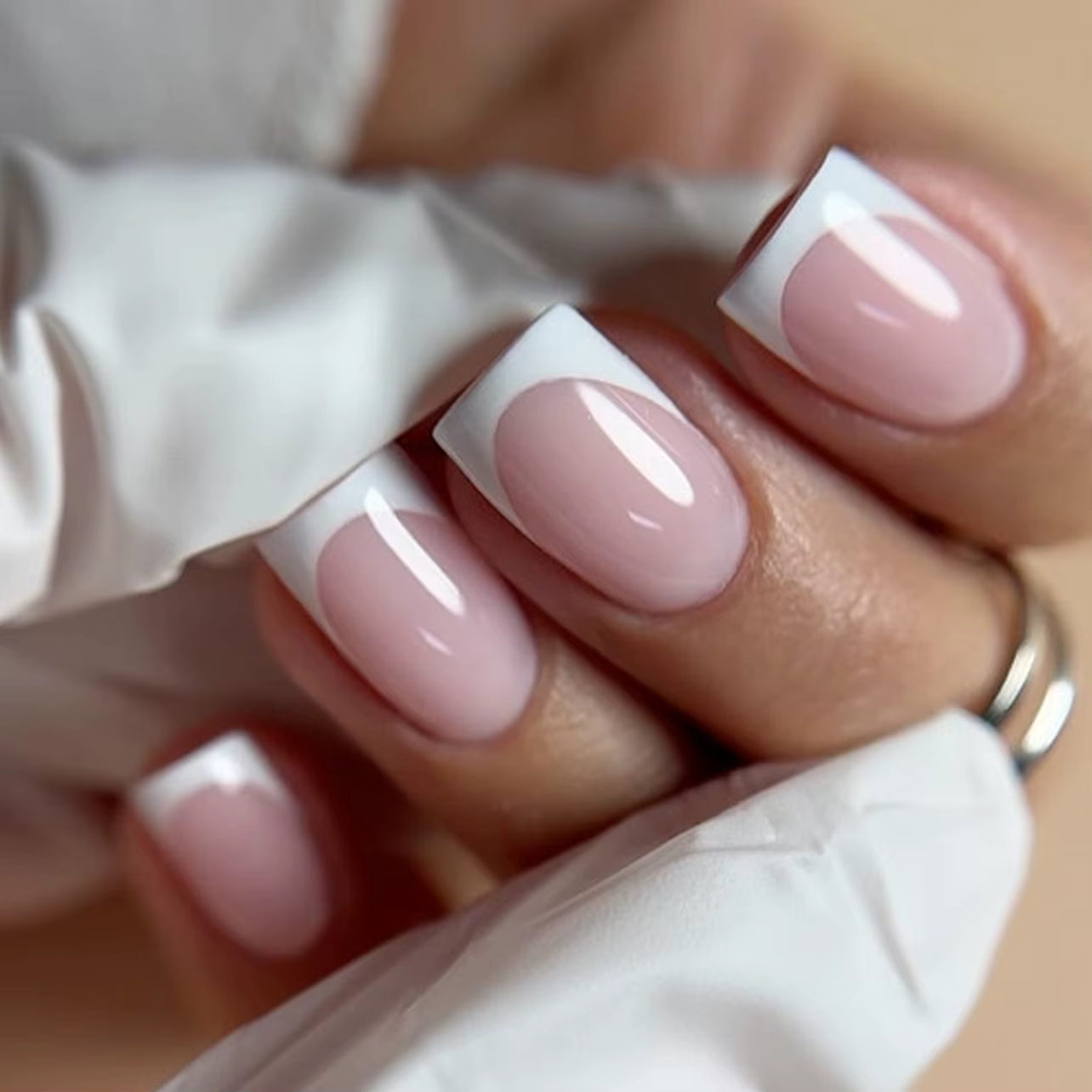 Faux ongles français en acrylique à couverture complète pour filles