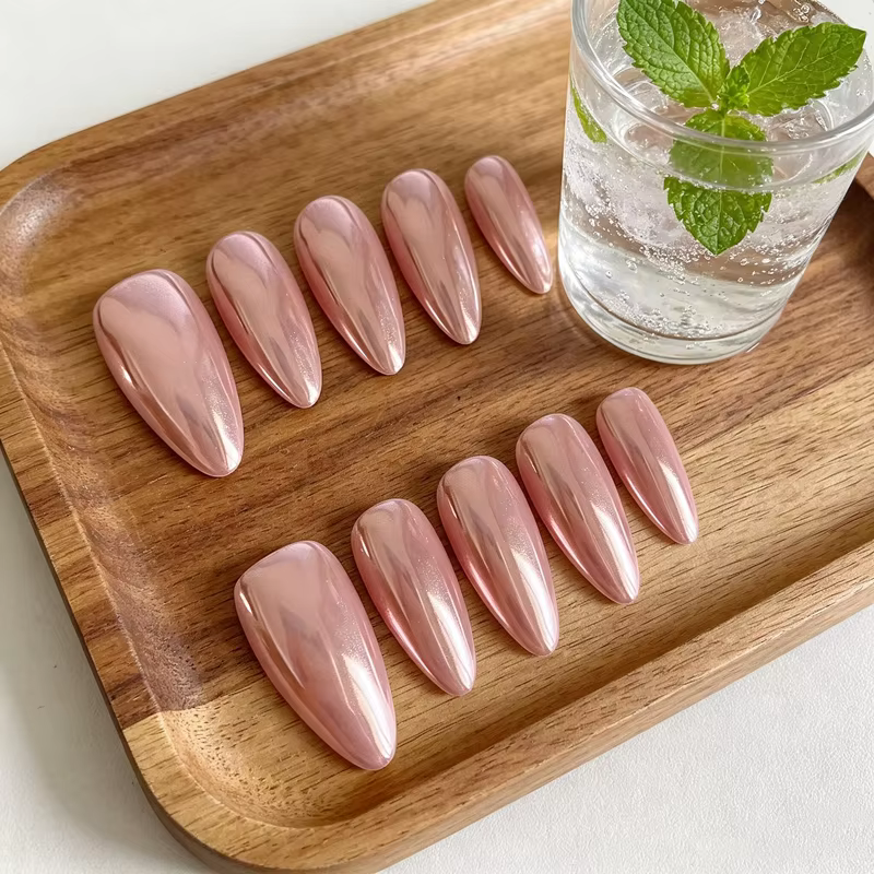 10 faux ongles press-on faits main en chrome or rose