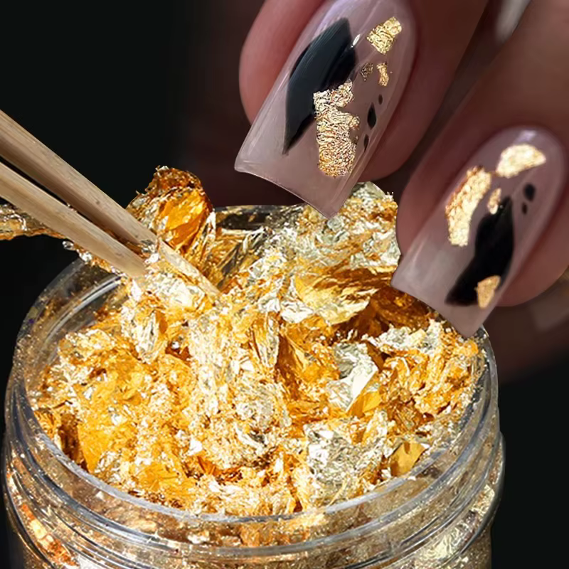 Feuilles argentées dorées pour ongles magnifiques