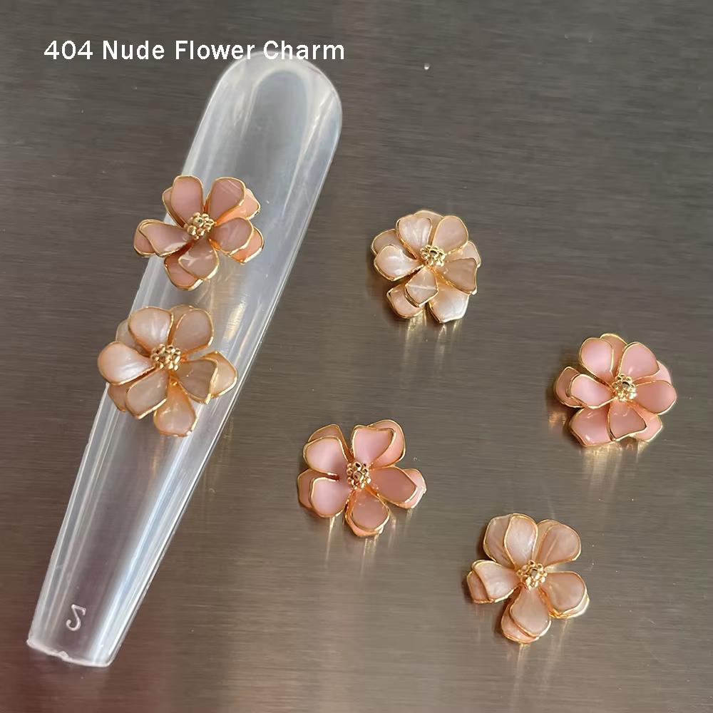 Charme de fleur de charme de fleur de charme de manucure
