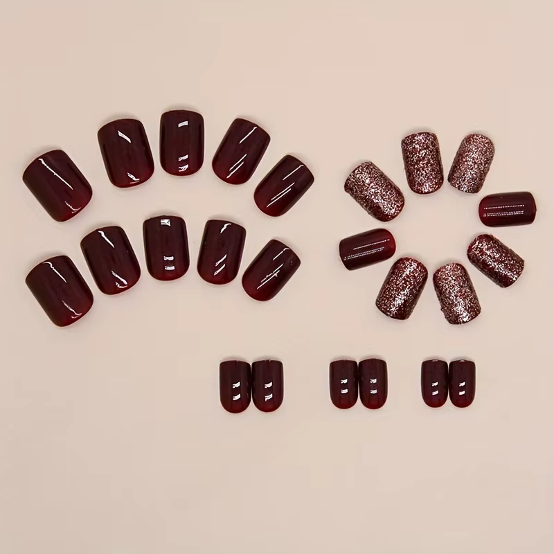 Faux ongles carrés courts et brillants