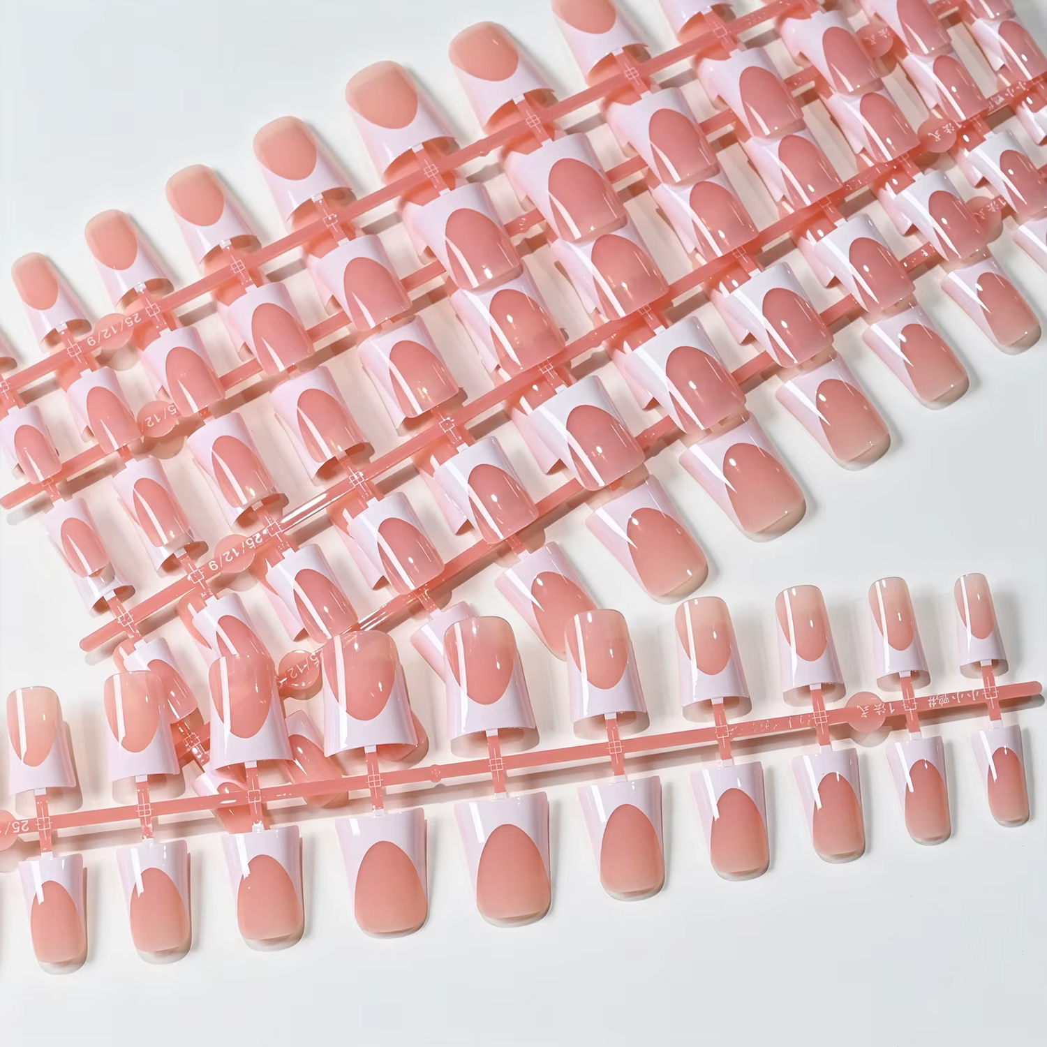 120 faux ongles blancs en forme de bec de canard, longueur moyenne, couleur nude, à presser, élégants et portables, en acrylique