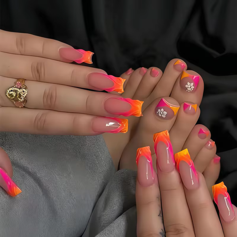 24 faux ongles classiques minimalistes à pointe longue