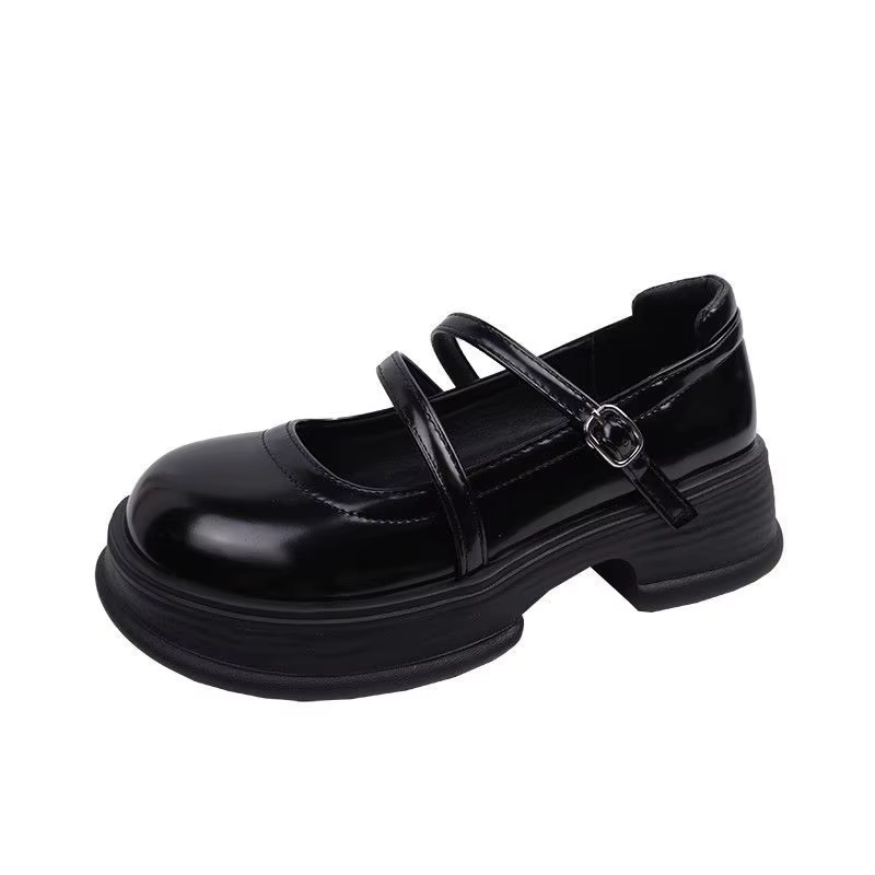 Nouvelles chaussures en cuir blancs pour femmes, style vintage français, à talon épais et semelle souple, idéales pour jupes, à talon carré.