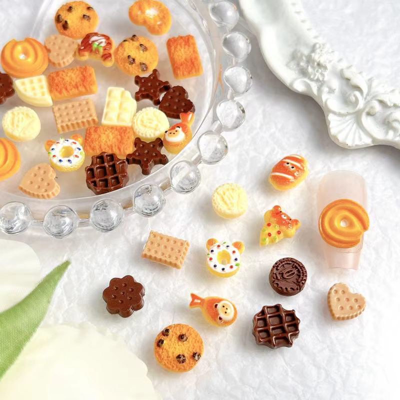 Ours créatif crème glacée chocolat Nail Art accessoires mignon simulé sourire Sandwich étoile Biscuit Dessert ongles