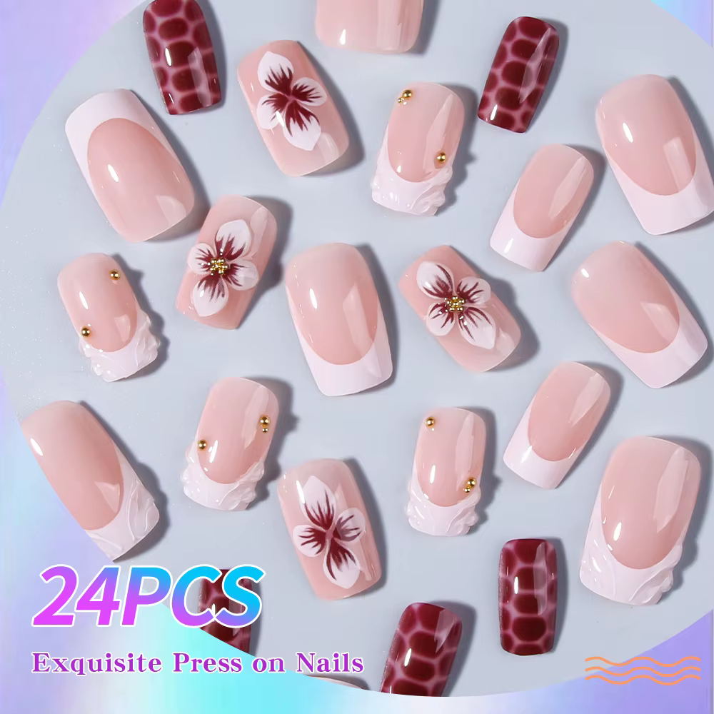 24 pièces par ensemble. Faux ongles carrés courts en gel 3D avec fleurs