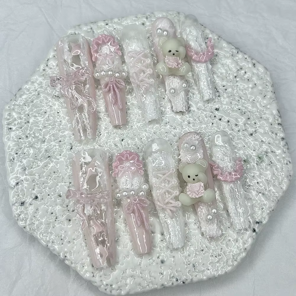10 pièces mignon rose bleu Lolita français dentelle à la main presse sur les ongles 3D ours en peluche arc perle faux