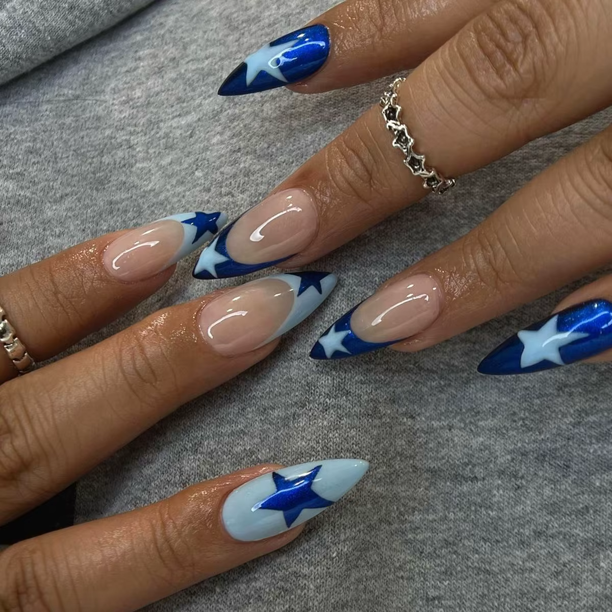 Lot de 24 faux ongles bleus dégradés Océan