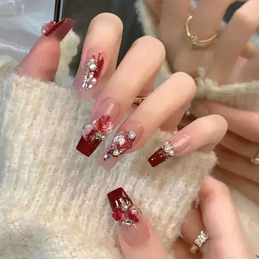 24 pièces Rose rouge faux ongles longue fleur Ballet presse