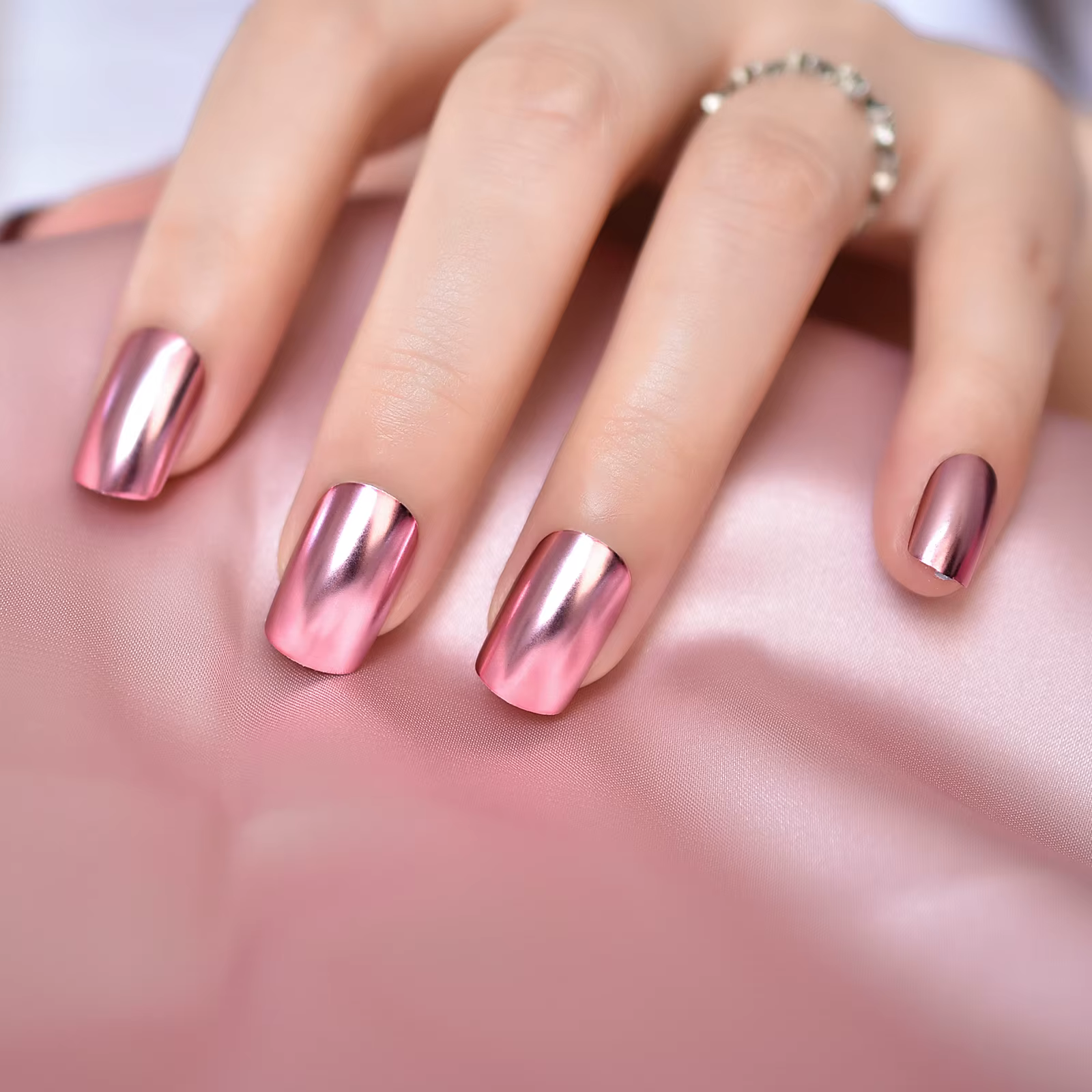 Chrome Punk métallique PinkSquare presse sur faux ongles moyen court longueur