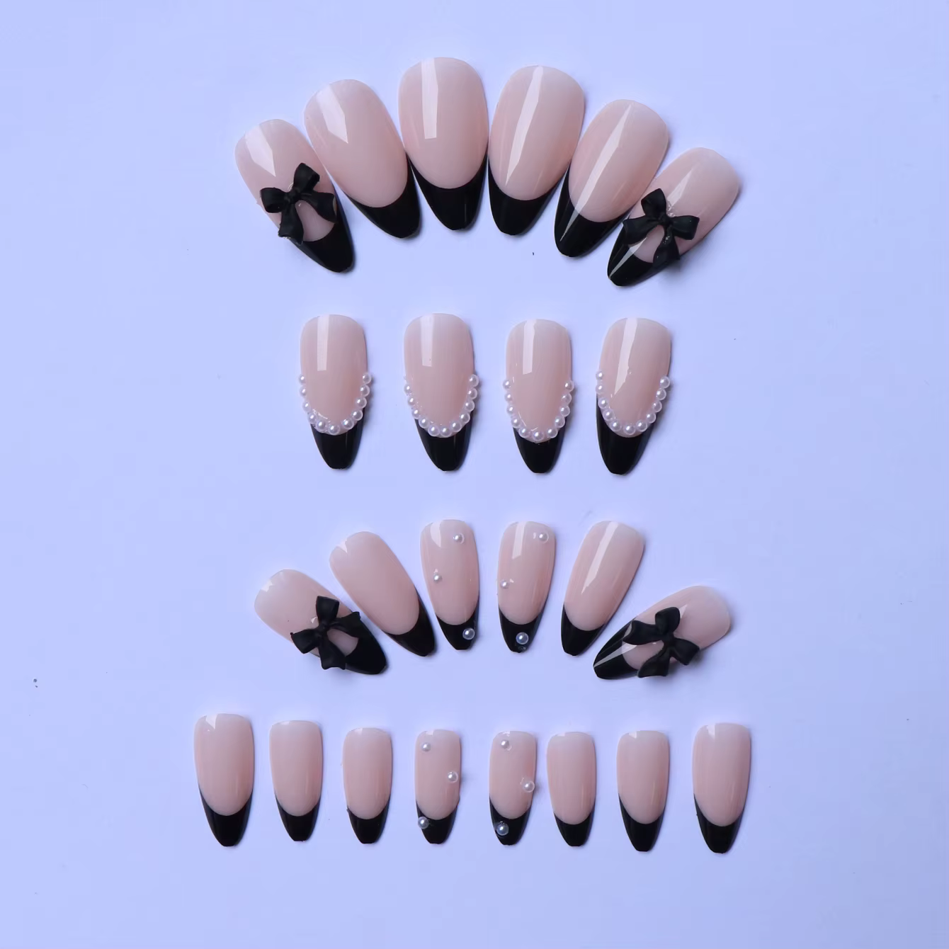 Faux ongles noirs pressés à bord français