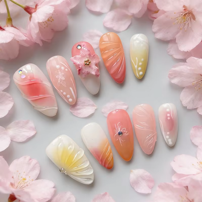 10 faux ongles press-on faits main