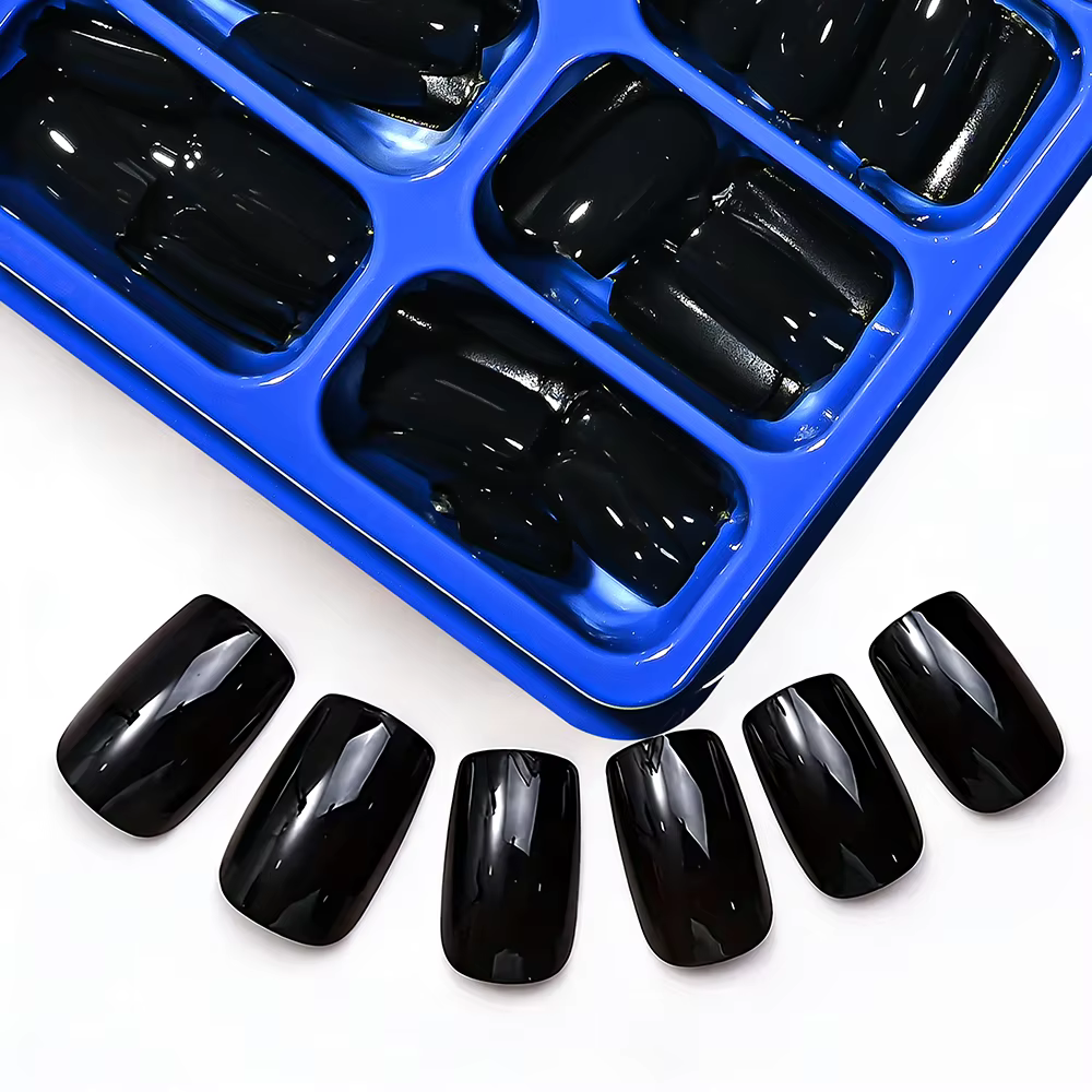 120 faux ongles noirs brillants par boîte