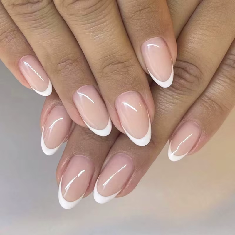 Blanc français classique court rond Nail Art portable mode faux ongles détachable fini