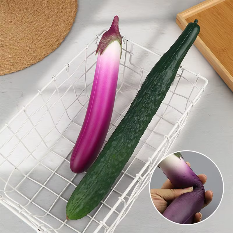 Répliques de légumes artificiels réalistes, douces et sûres, pour la photographie (Aubergine, Concombre)