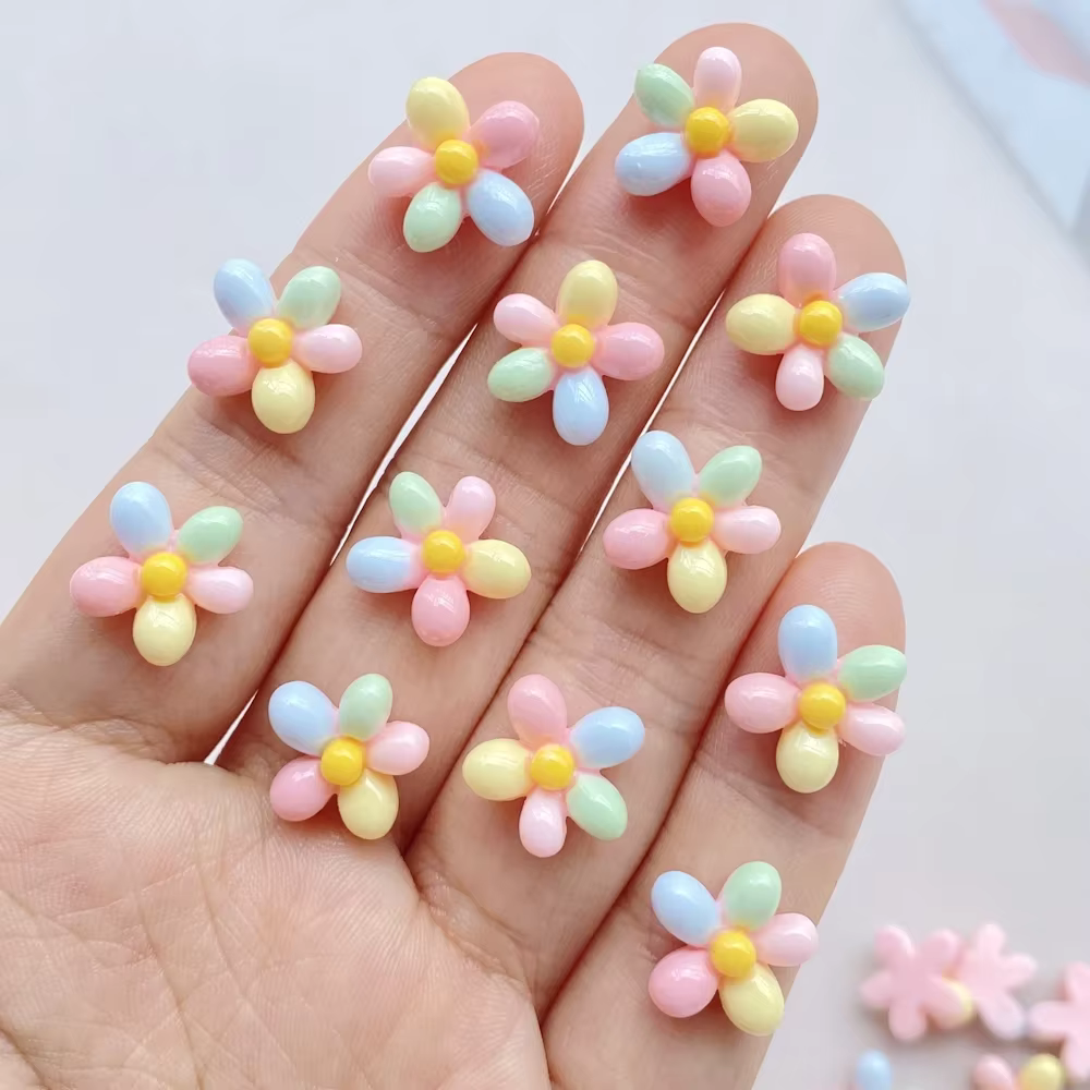 Mini Fleurs Colorées Arc-en-ciel en Strass pour Nail Art
