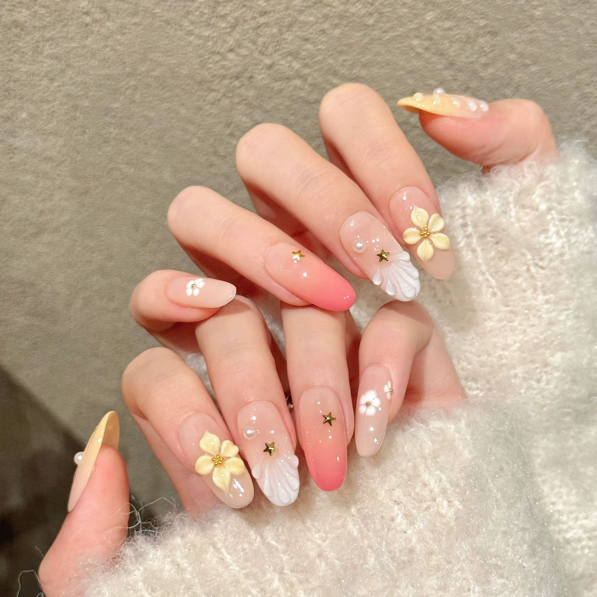 10 faux ongles ovales faits à la main