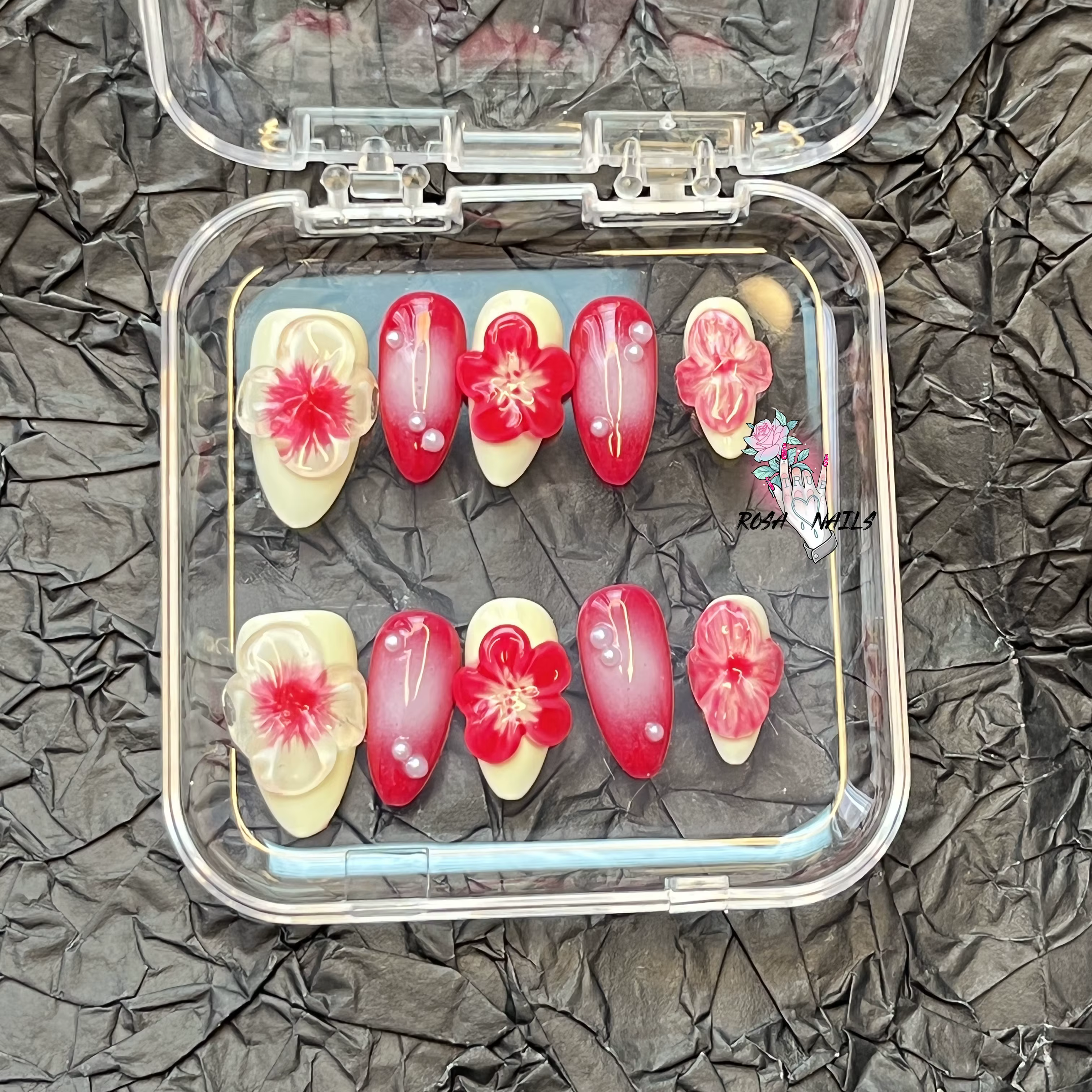 Fleurs sculptées peintes à la main pour Nail Art