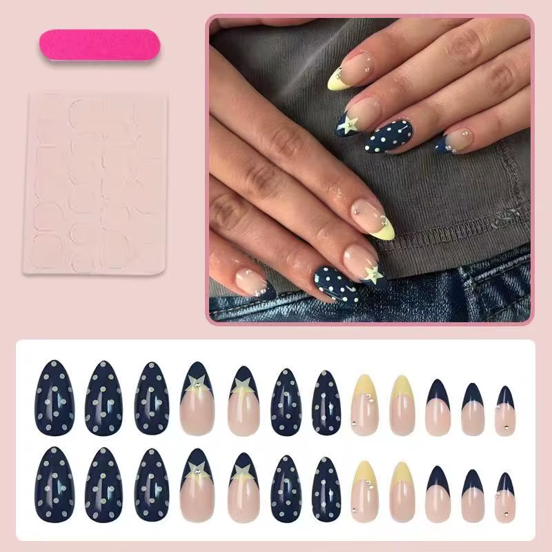 24 pièces de faux ongles longs et pointus