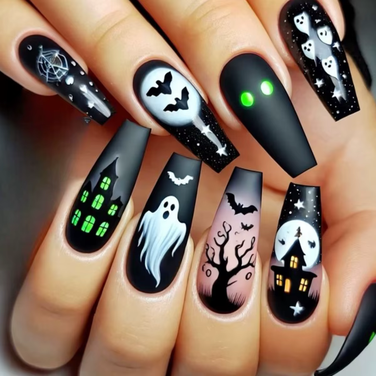 2025 Halloween faux ongles noir gothique Punk amande cercueil presse