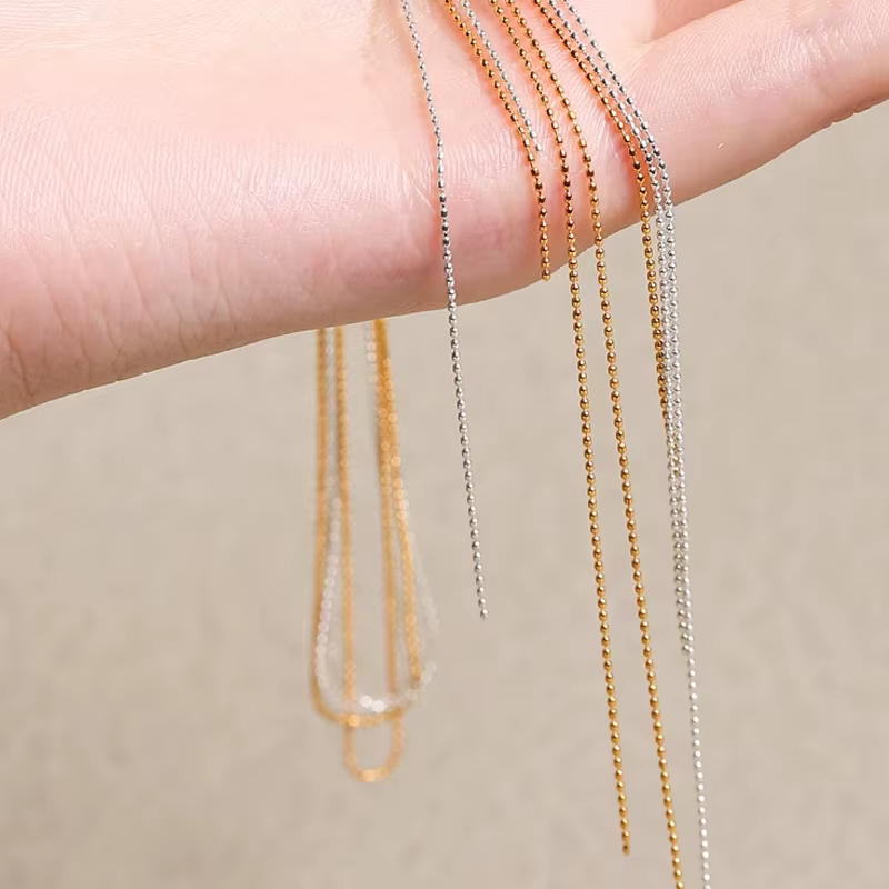Breloques en perles pour chaîne d'ongles