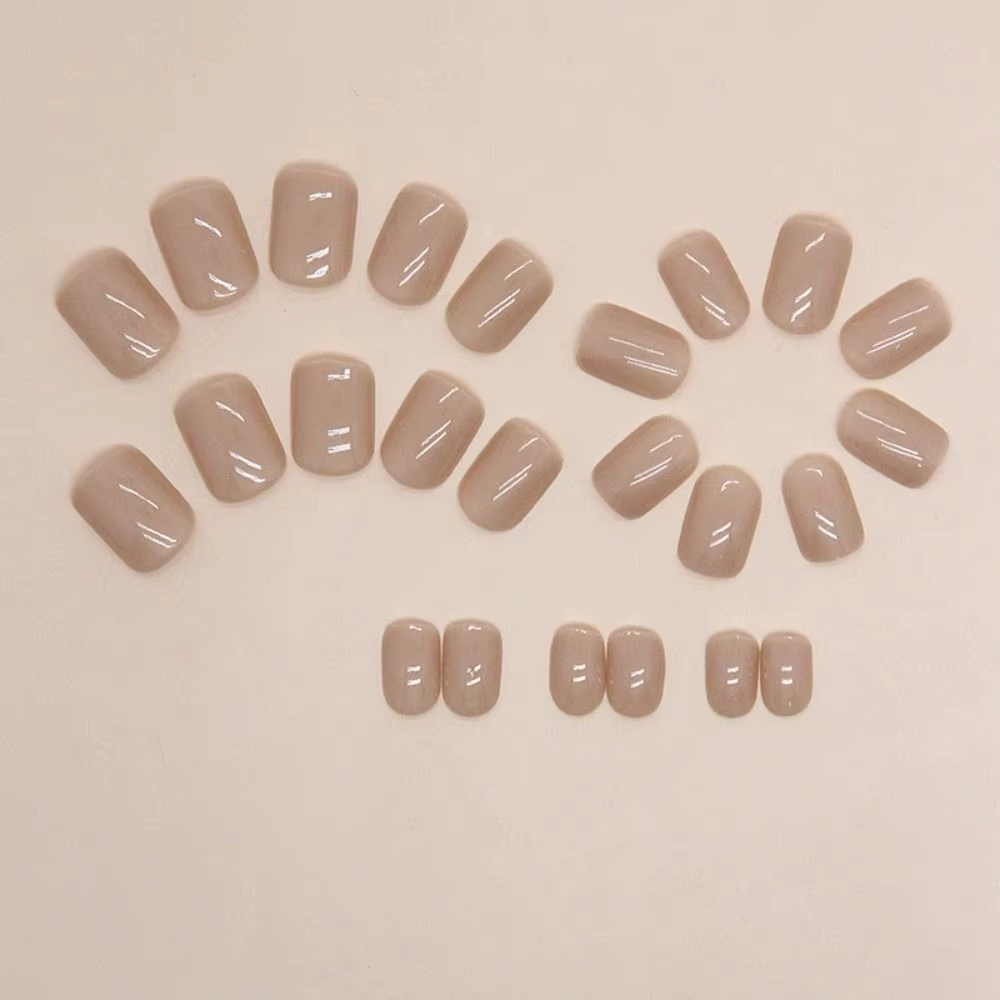 Faux ongles courts détachables
