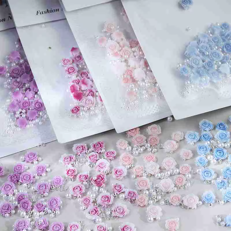 Roses sculptées en dégradées pour décoration Nail Art