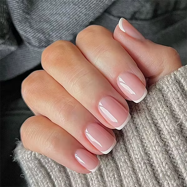 30 faux ongles français courts en amande