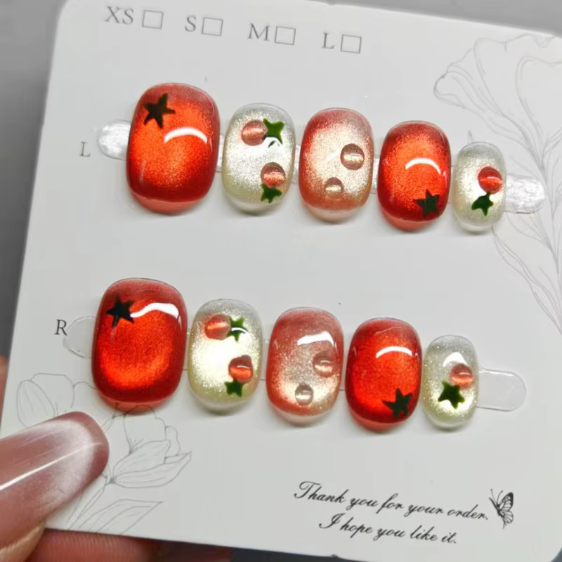2025 femme Festive rouge ovale court press-on ongles mignon tomate Design